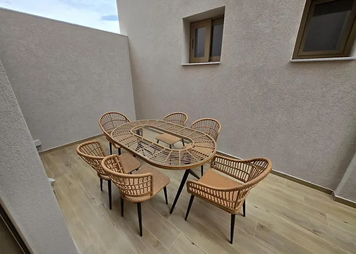 Agora Luxury Maisonette Апартаменты Лоутраки